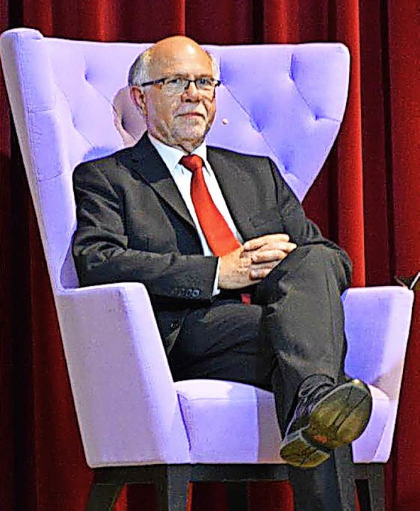 Wolfgang Adam als Sprecher  | Foto: Daniela Evers