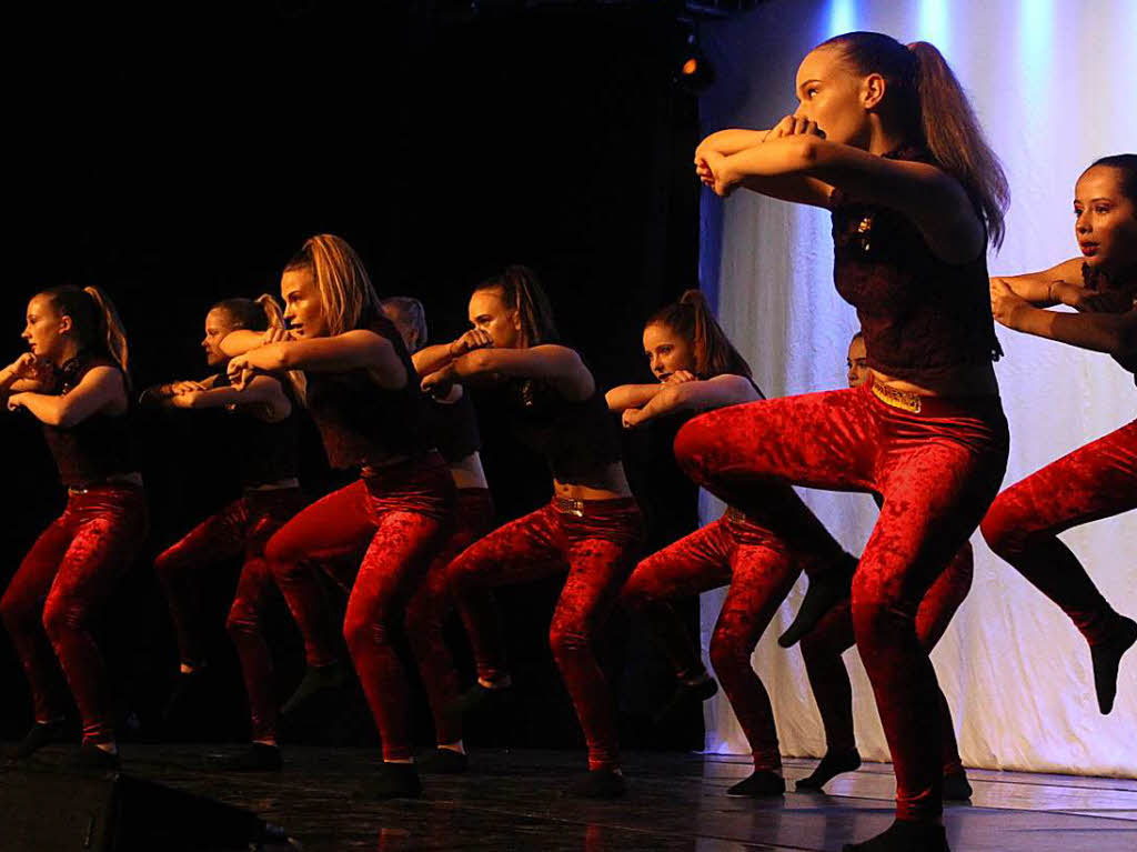 Rund ein Jahr lang haben die Schler der Tanzschule Dance Generation fr den Auftritt trainiert, Am Wochenende durften sie ihr Knnen zeigen.