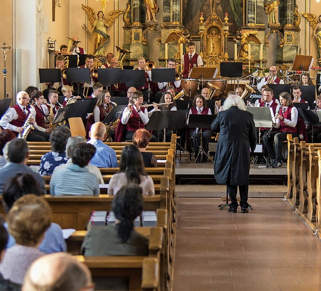 Maikonzert des Musikvereins Mnchweier...d erstmals in der Heilig-Kreuz-Kirche.  | Foto: Olaf Michel