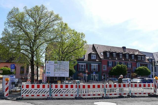 Trotz Grobaustelle bleiben Gste den Cafs am Marktplatz treu