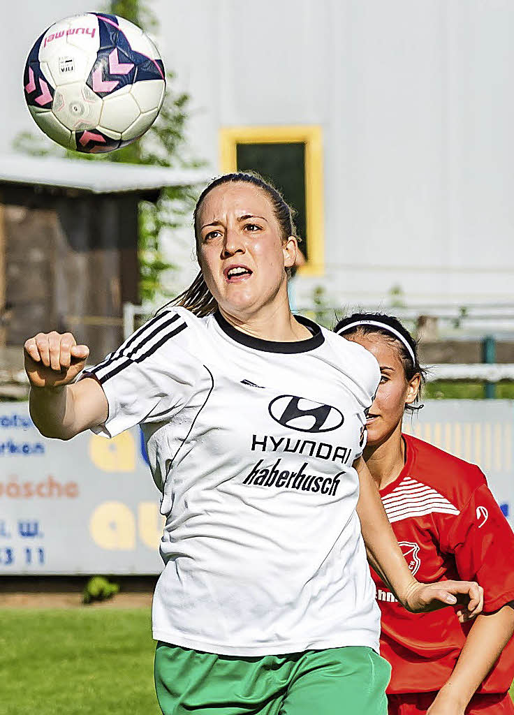 Tabellenführung Abgegeben - Frauenfussball - Badische Zeitung