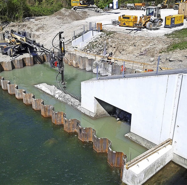 Umfangreich waren die Tiefbauarbeiten ...n Fischpass am Breisacher Mhlinwehr.   | Foto: Regierungsprsidium FReiburg