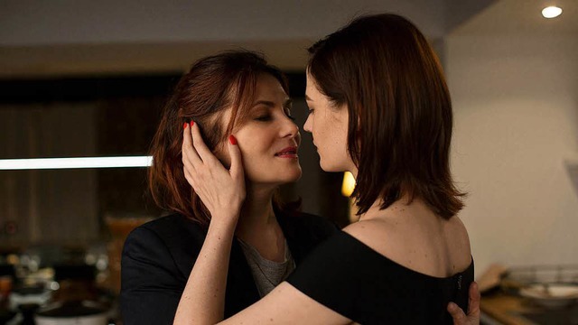 Delphine (Emmanuelle Seigner, links) und Elle (Eva Green)  | Foto: dpa