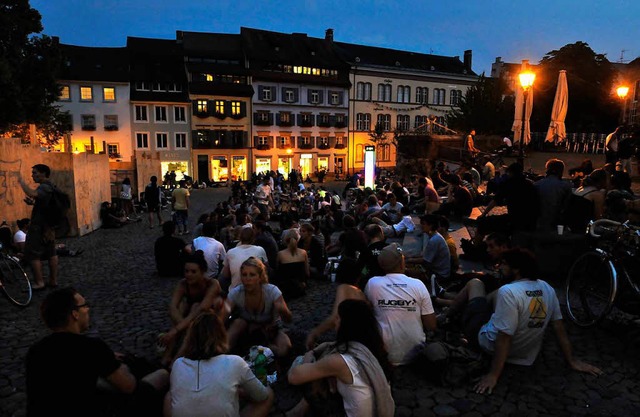 An Sommerabenden ist der Augustinerplatz gut besucht.  | Foto: Bamberger (honorarfrei) Michael, bearbeitet jki