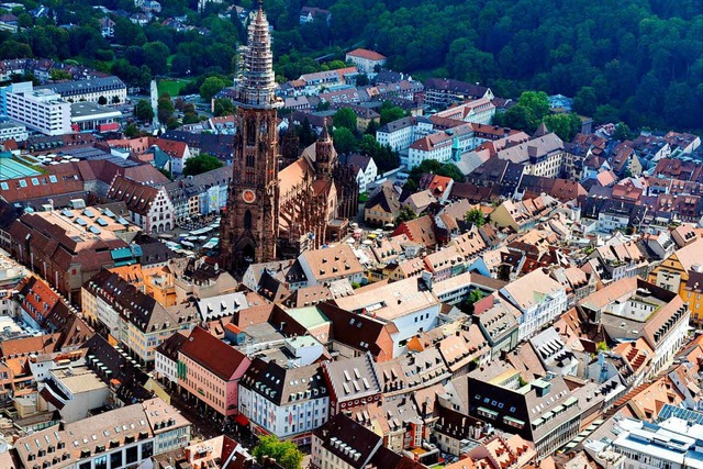 Freiburg &#8211; sicher die Stadt mit der hchsten Funktionsjackendichte.  | Foto: dpa