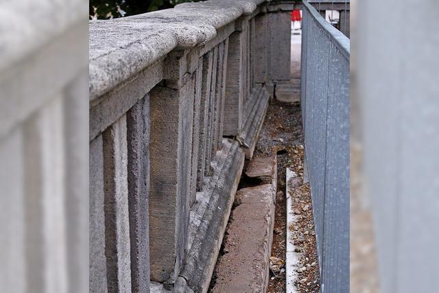 Balustrade ist Totalschaden