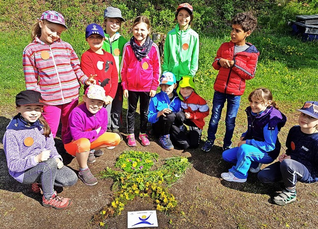 Das Logo der Grundschule bildeten die  Schler nach.   | Foto: Privat