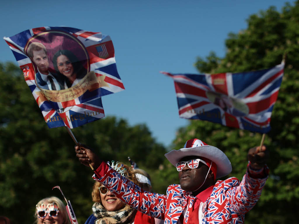 So haben sich die Menschen (und Tiere) fr die Hochzeit von Meghan und Prinz Harry herausgeputzt.