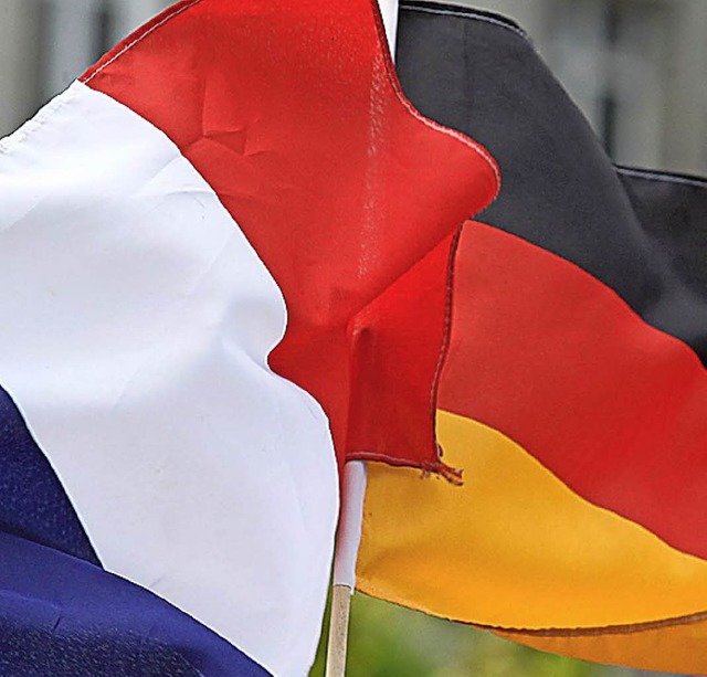 Flagge zeigen fr grenzberschreitende Projekte   | Foto:  AFP