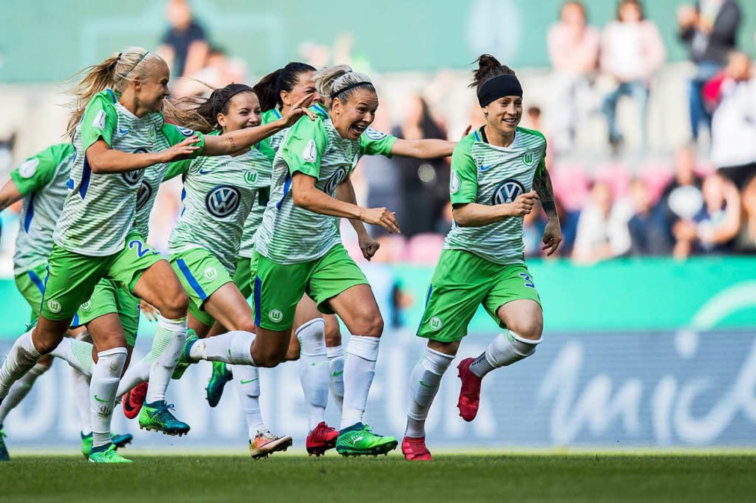 VfL Wolfsburg Gewinnt Das Pokalfinale Im Elfmeterschießen ...