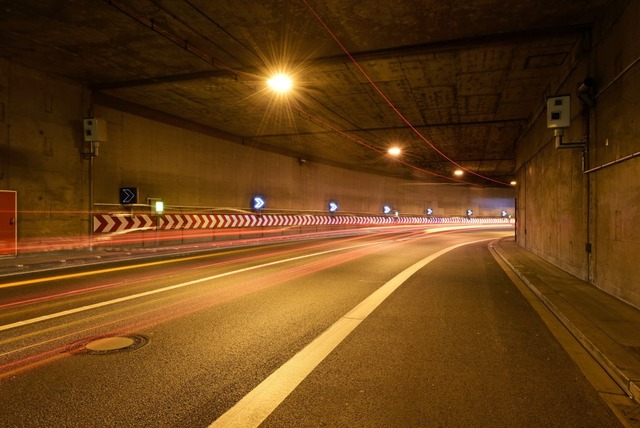 Die Feuerwehr hat den Tunnel kontrolliert und freigegeben (Archivbild).  | Foto: Thomas Kunz