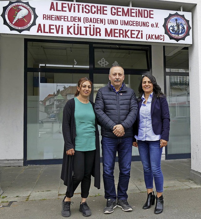 Glten Uzunova, Ali Polat und Ehefrau Gner Polat (v.l.)   | Foto: Elena Borchers