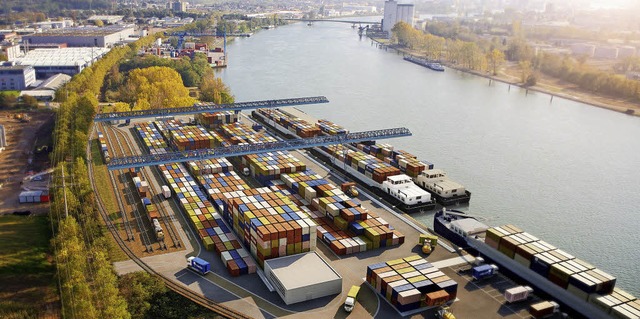 Nicht zuletzt der Export, hier der Wei...afen, trgt die regionale Wirtschaft.   | Foto: Rheinhafen