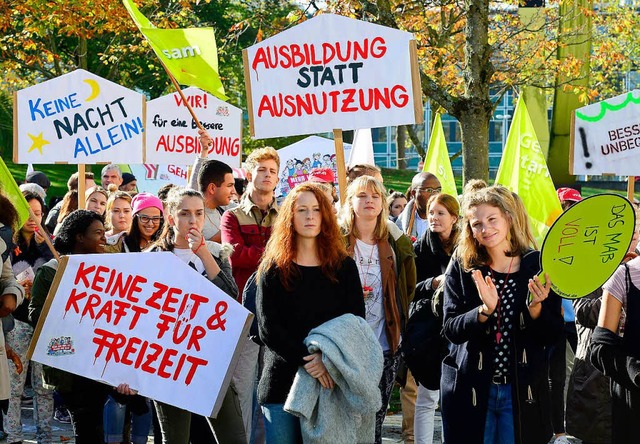 Beschftigte der Uniklinik forderten bei einem Streik im August 2017.   | Foto: Archivbild: Ingo Schneider