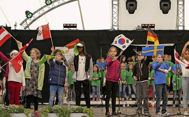 <BZ-FotoAnlauf>Natur und Schpfung</BZ...erten Lahr als multikulturelle Stadt.   | Foto: Schule