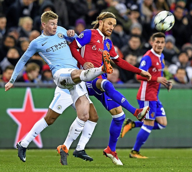 Sternstunden gab&#8217;s fast nur in d... Kevin De Bruyne von Manchester City.   | Foto: Walter Bieri (dpa)/Oli SCARFF (AFP)
