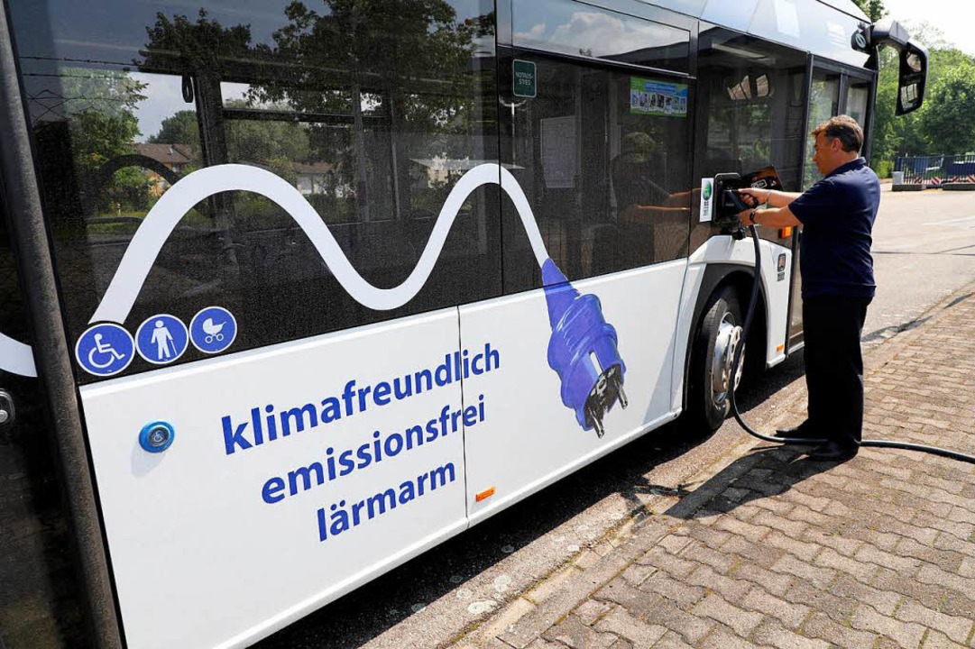 Der Lahrer Elektrobus  | Foto: Christoph Breithaupt