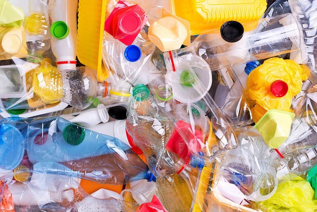 Bis 2030 sollen alle Kunststoffverpack...EU vollstndig recycelt werden knnen.  | Foto: Photka (Adobe Stock)