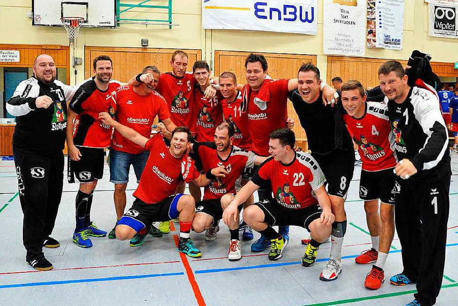 Entscheidung in Kenzingen: Trotz einer 24:27-Niederlage kann sich der TuS Oberhausen in der Relegation am Ende durchsetzen. (Foto: Achim Keller) Entscheidung in Kenzingen: Trotz einer 24:27-Niederlage kann sich der TuS Oberhausen in der Relegation am Ende durchsetzen. (Foto: Achim Keller)