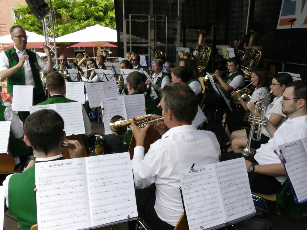 Musikverein Grunern (Sonntag, 11 Uhr, Marktplatz)