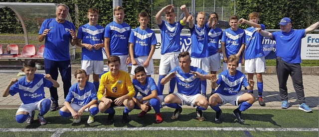 <BZ-FotoAnlauf>Jugendfussball:</BZ-Fot...r Manfred Rusch (hintere Reihe links).  | Foto: Privat