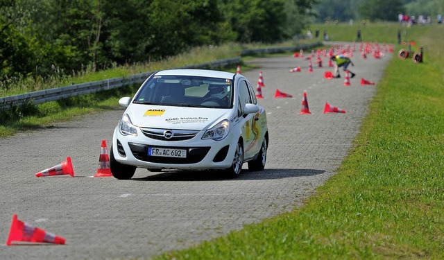 Quietschende Reifen bestimmten das Bild auf der 800-Meter langen Rennstrecke.   | Foto: Bettina Schaller