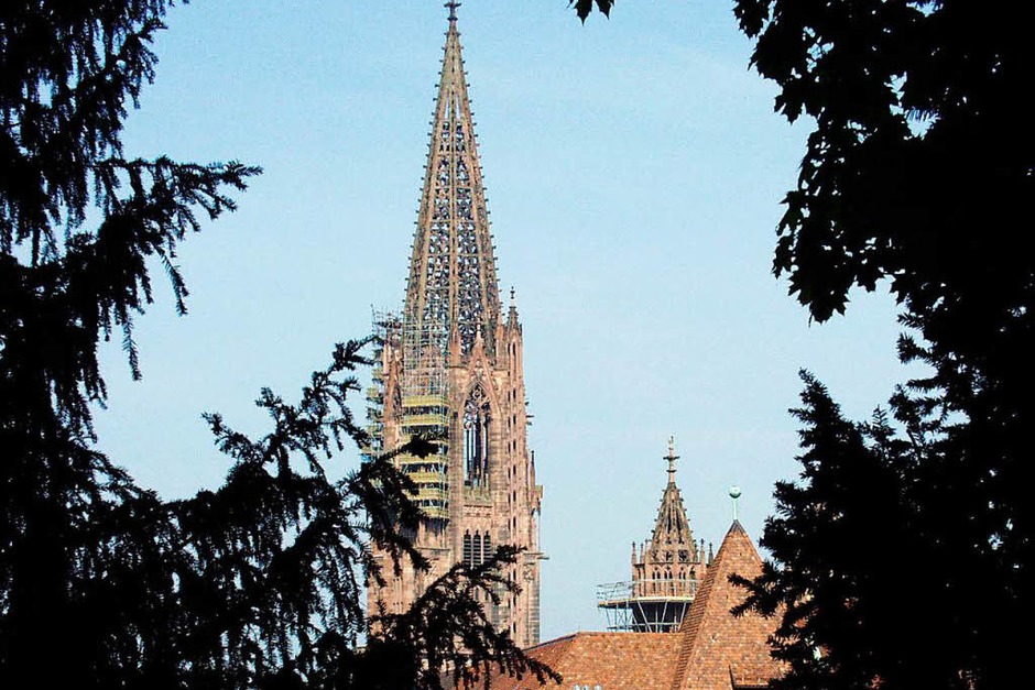 Lang ist’s her. 2002 sah der Münsterturm noch so aus. (Foto: Ingo Schneider) Lang ist’s her. 2002 sah der Münsterturm noch so aus. (Foto: Ingo Schneider)