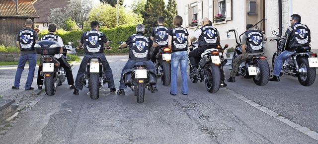 Die &#8222;Blue Knights&#8220; machen ...cht auf der Jagd nach Verkehrssndern.  | Foto: Molitor