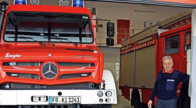 Das Tor des Feuerwehrgertehauses ffn...eg frei fr den Einsatz des TLF 4000.   | Foto: Gerhard Lck