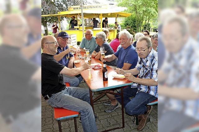 Bei Regen wird einfach zusammengerckt