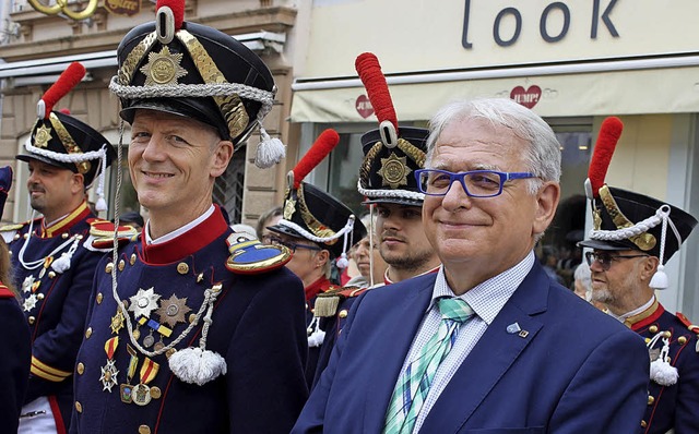 Vorfreude auf Kirchen und  Kolosseum: Rolf Strr (links), Michael Behringer.  | Foto: Bernd Fackler