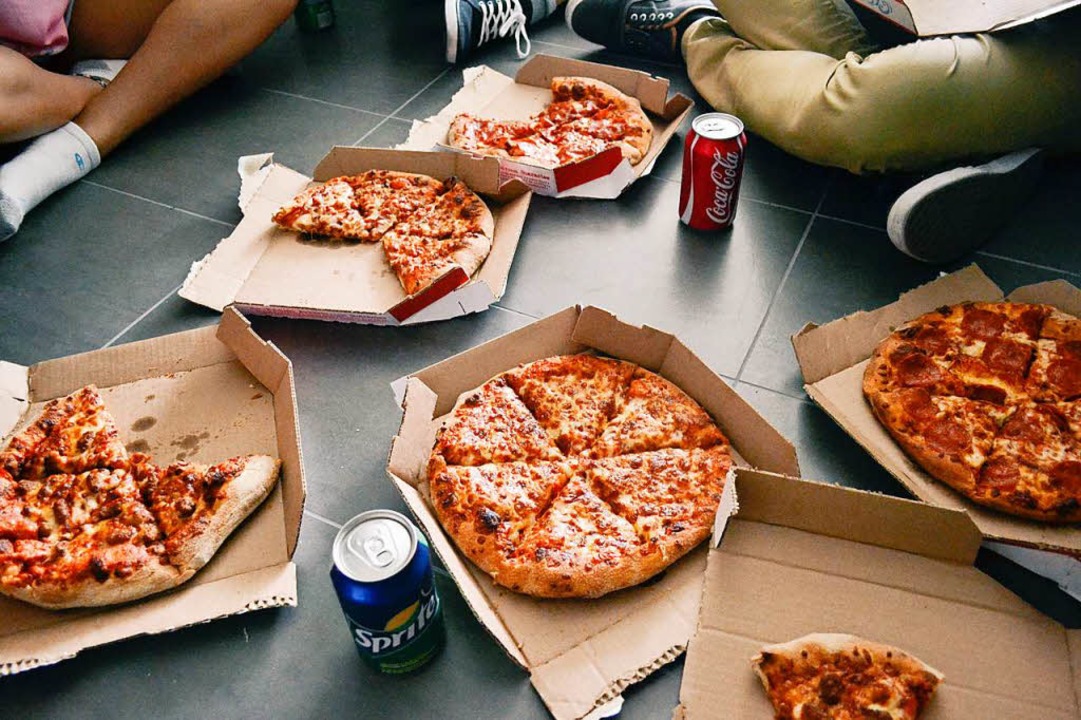 Viele Kunden werden ungeduldig und lassen das an dem Pizzaboten aus.  | Foto: Photo by Evelyn on Unsplash