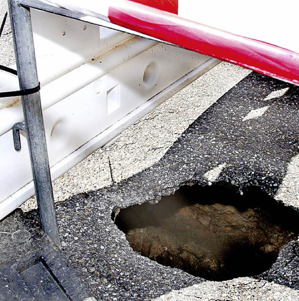 Ein Loch gibt Rätsel auf Lahr Badische Zeitung