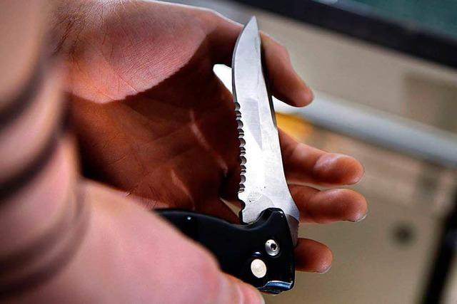 Innenminister fordert bundesweit einheitliche Erfassung von Messer-Straftaten