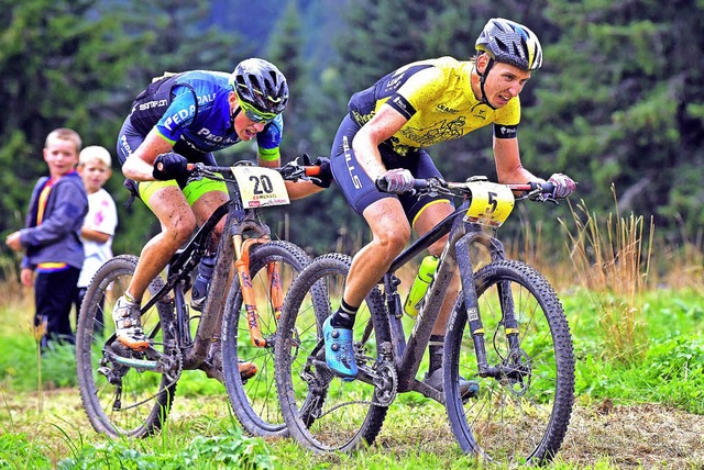 Simon Stiebjahn (rechts) verfgt &#821...chend Erfahrung in MTB-Etappenrennen.   | Foto: Wolfgang Scheu