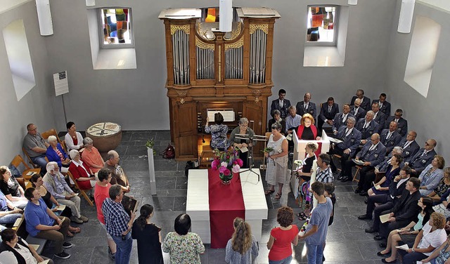 Mitglieder der Kirchengemeinde brachte...Altar der Kaltenbacher Michaelskirche.  | Foto: Rolf Rhein