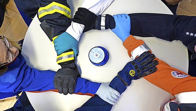 Hand in Hand: Verschiedene Rettungsorg...ch beim &#8222;Tag der Helfer&#8220;.   | Foto: ZVG