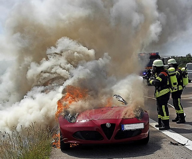 Ausgebrannt: Alfa Romeo  | Foto: FW