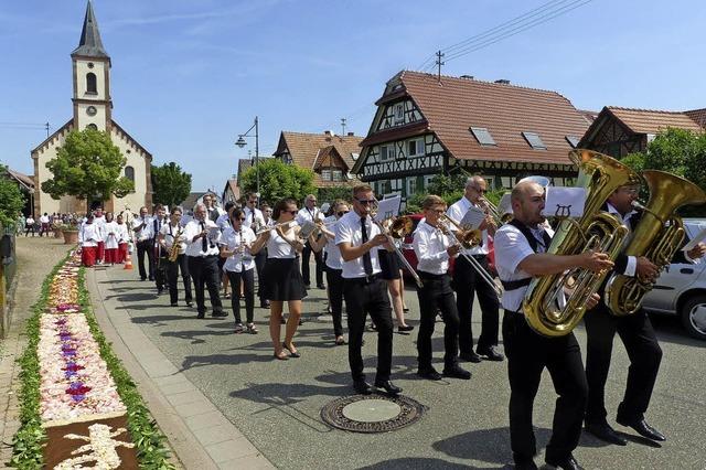 Prozession in Schutterzell