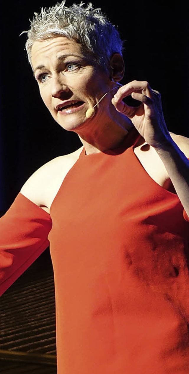 Kabarettistin Tina Hussermann stellt ihr  Programm im  Wehrer Storchehus vor.   | Foto: Roswitha Frey