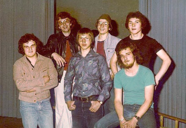 Die erste Besetzung von Andromeda 1974 beim Gruppenfoto...  | Foto: Band Andromeda