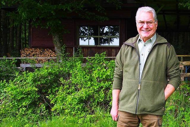 Roland Heller aus Degerfelden ist seit 45 Jahren Jäger und bildet Jungjäger aus