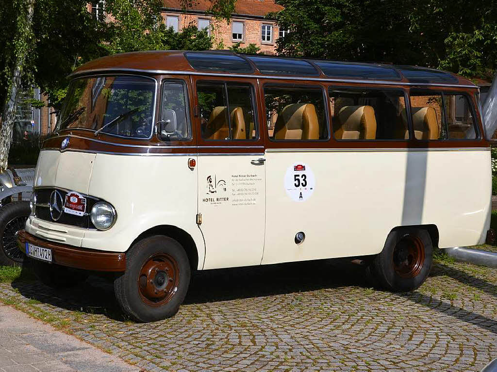 Ein Kleinbus von Mercedes Benz, Baujahr 1963. Er ist im Besitz von Hotelier Dominic Mller (Ritter in Durbach) und auch bekannt aus der Landfrauen-Serie im 3. Fernsehprogramm.