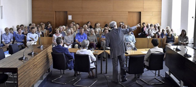 Andreas Neff, Prsident des Landgerich...erinnen der BZ im Schwurgerichtssaal.   | Foto: Thomas Kunz