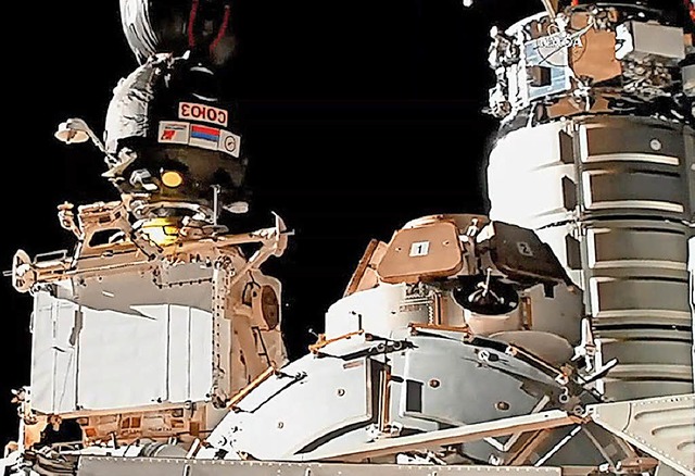 Das Raumschiff dockt an.   | Foto: NASA/dpa