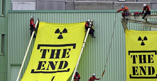 Greenpeace-Aktivisten sorgten 2014 mit...sches Verfahren gegen die Betreiberin.  | Foto: Fotos: dpa/Privat