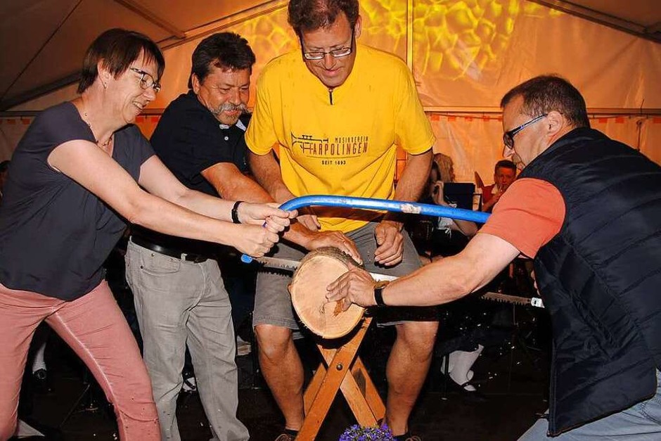 Zum 125-jährigen Bestehen des Harpolinger Musikvereins gab es beim großen Fest ein buntes Programm für die Besucher. (Foto: Hans-Walter Mark) Zum 125-jährigen Bestehen des Harpolinger Musikvereins gab es beim großen Fest ein buntes Programm für die Besucher. (Foto: Hans-Walter Mark)