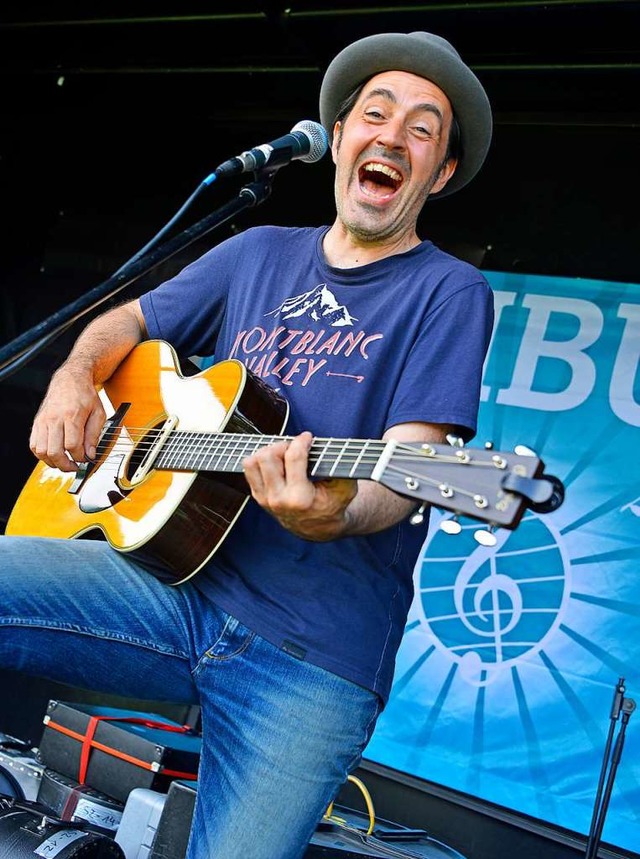 Oliver Scheidies macht den Auftakt im Eschholzpark.  | Foto: Michael Bamberger