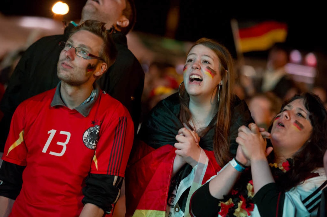 Public Viewing in Freiburg? fudder hat...ll die WM in Russland verfolgen kannst  | Foto: Miroslav Dakov