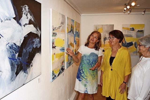 Drei Künstlerinnen, eine Ausstellung